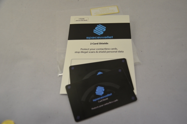 Card Shields (2er Set) RFID-Schutz von SPACE WALLET