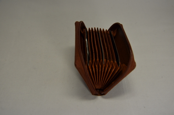 Kartenmäppchen JAMES | braun